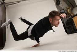 KEETA BREAK DANCE FREEZE